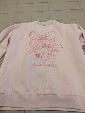 White Fox Women’s Pink Graphic Sweatshirt